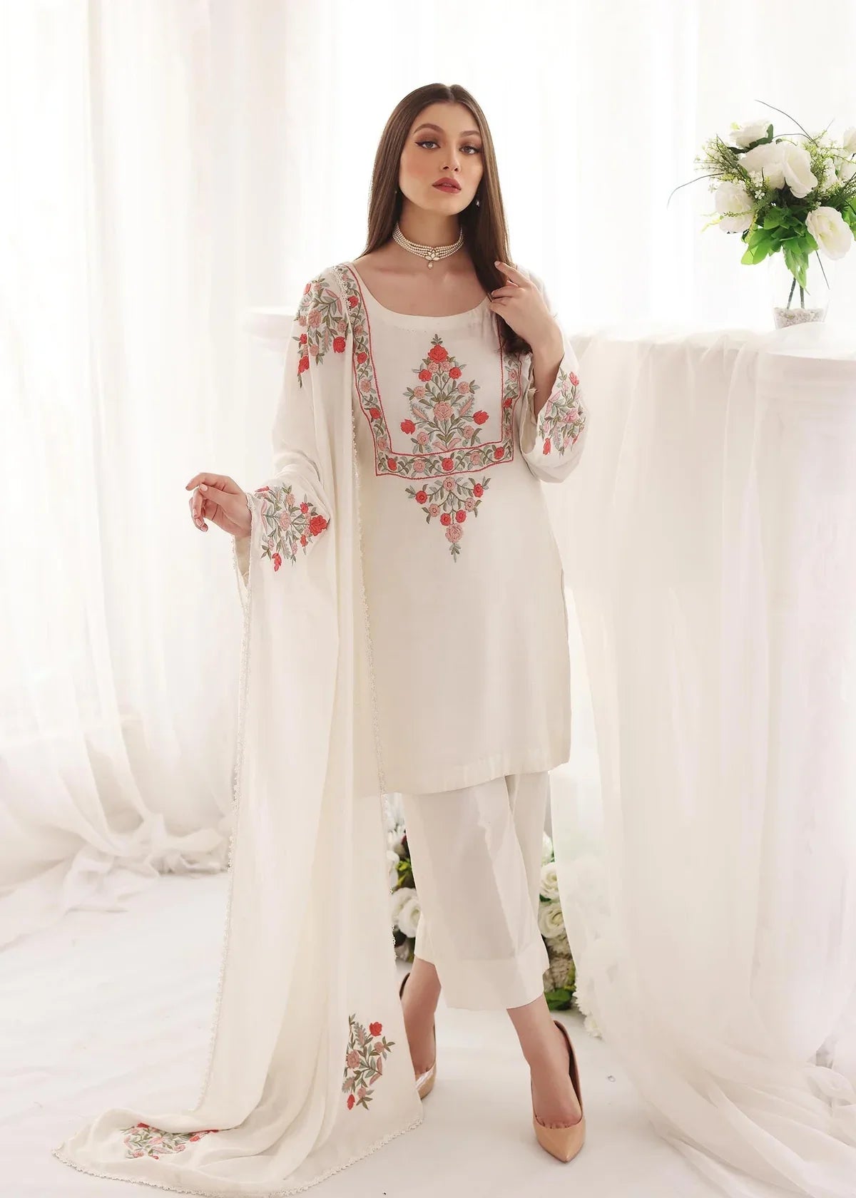 PILAKI-PREMIUM EMBROIDERED COTTON SUIT SET