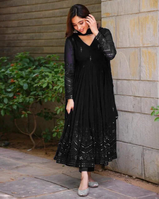 BLACK GEORGETTE EMBROIDERED SUIT SET TD-107