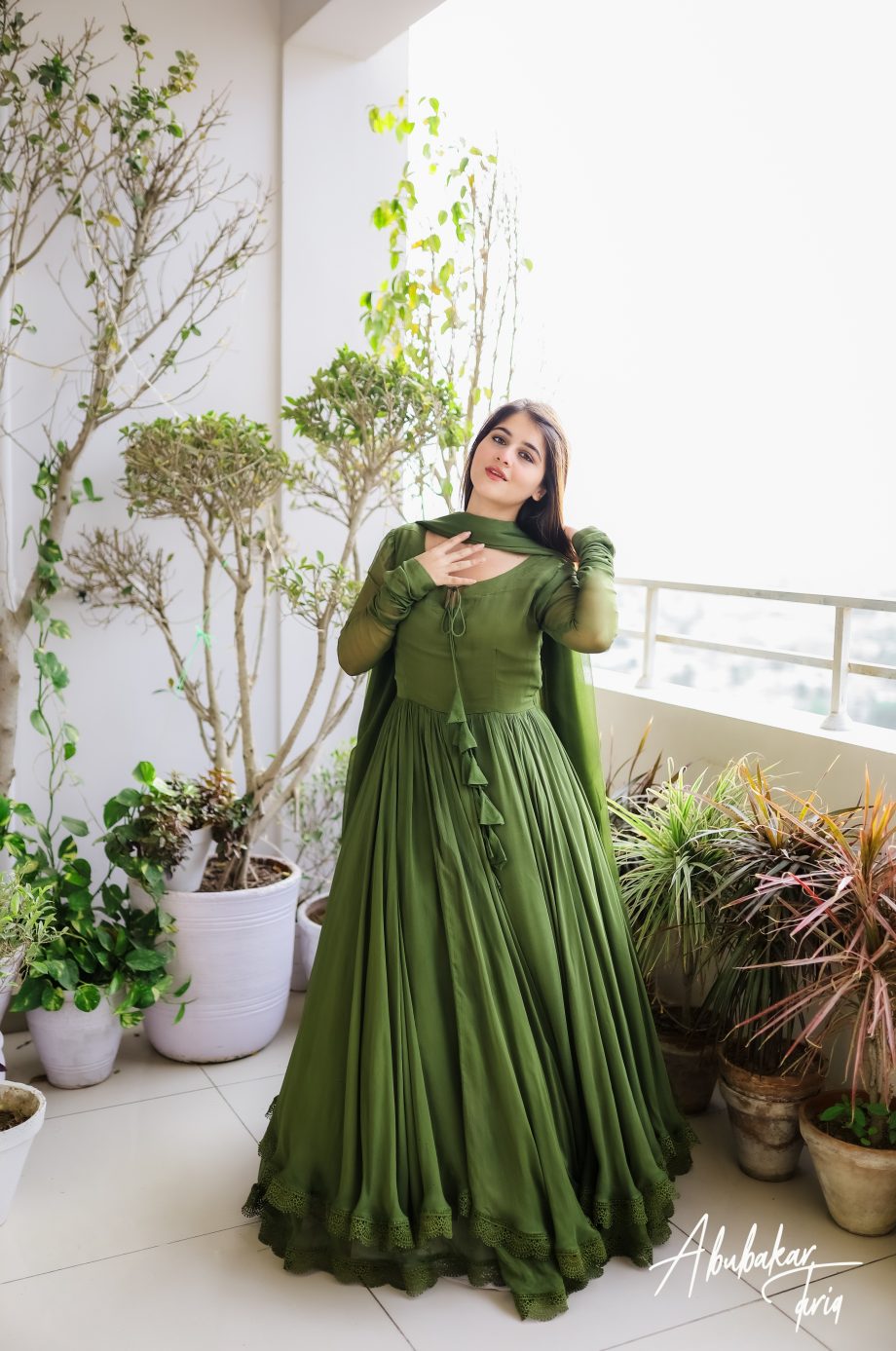 SOLID GREEN  HAND EMBELLISHED DOUBLE LAYERED ANARKALI SET WITH DUPATTA