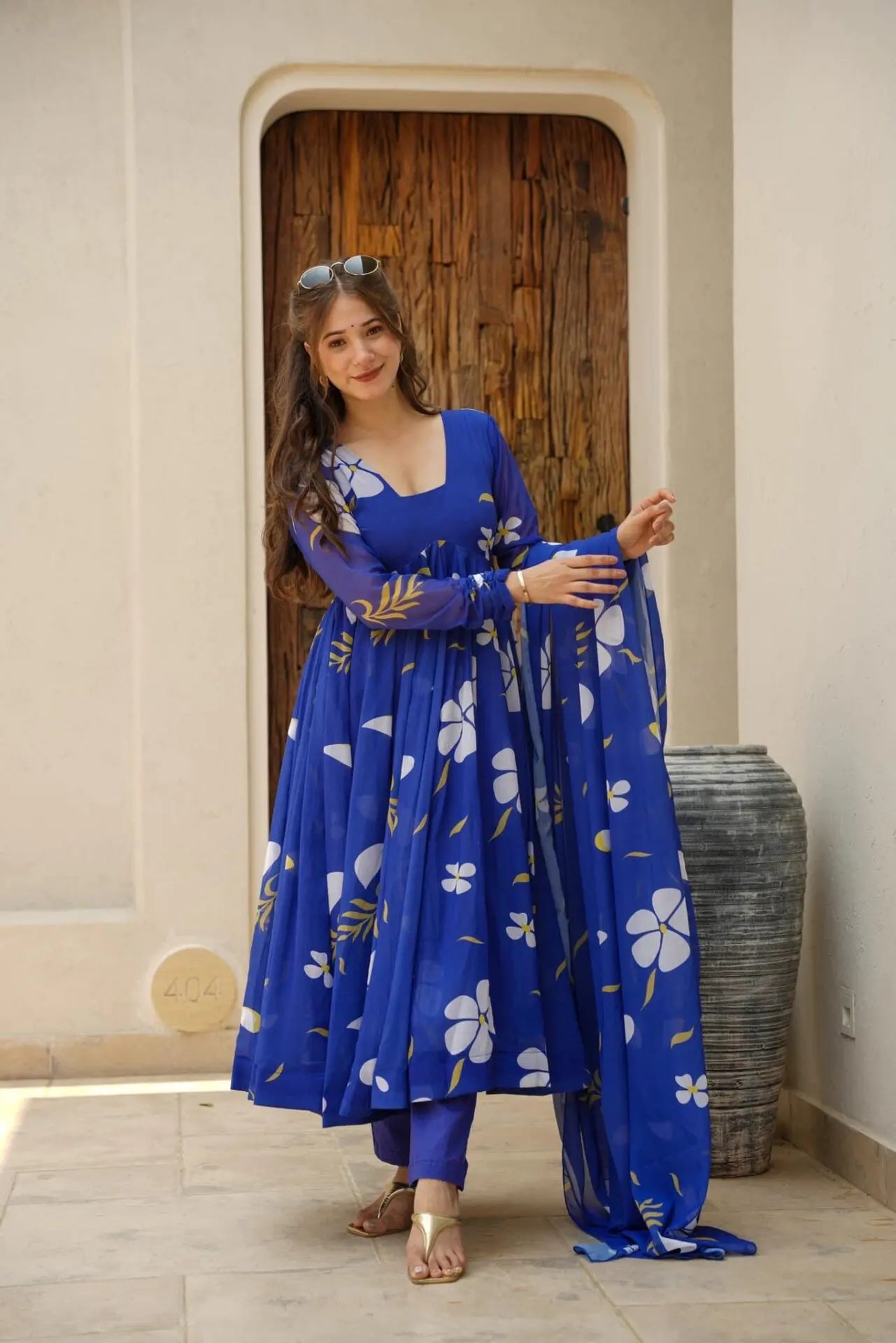 PILAKI- BLUE FLORAL GEORGETTE SET