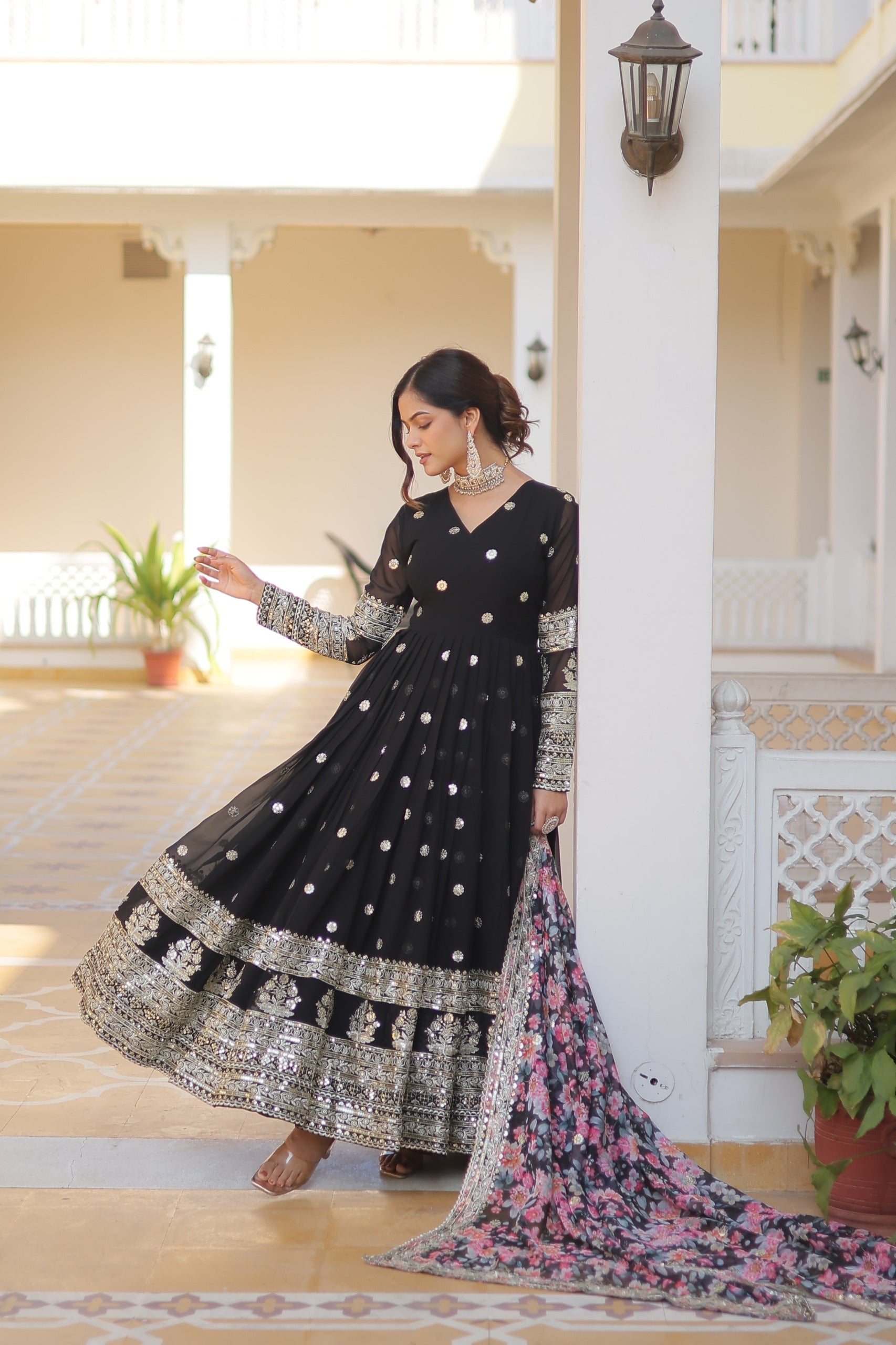 KAVITA'S DESIGNER READYMADE GOWN KA-131 BLACK