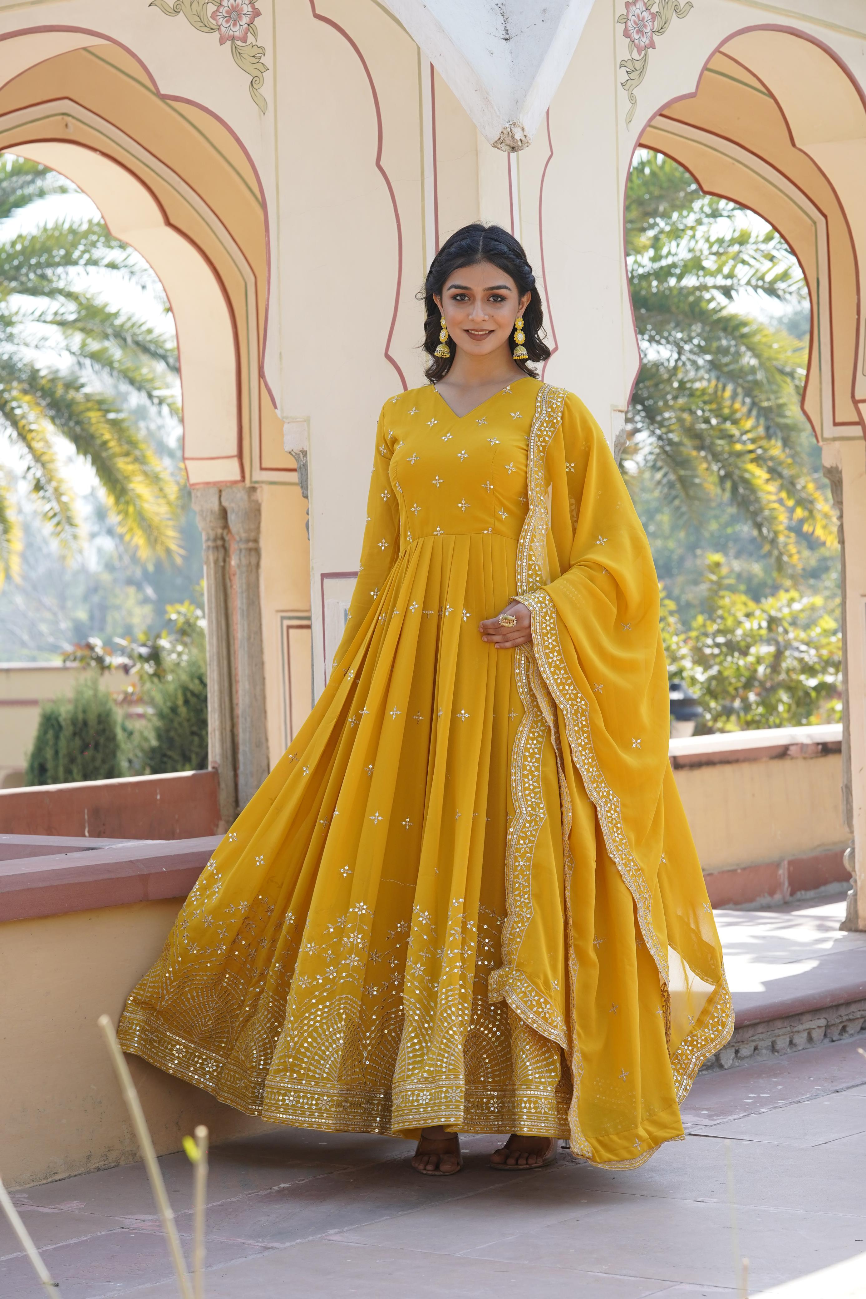 PILAKI- PREMIUM READYMADE GOWN WITH DUPATTA SET-LC-1084