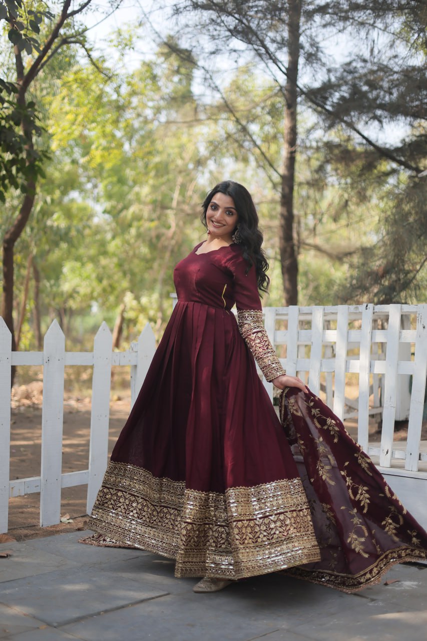 RADIANT DARK MAROON SUIT SET  TD-142