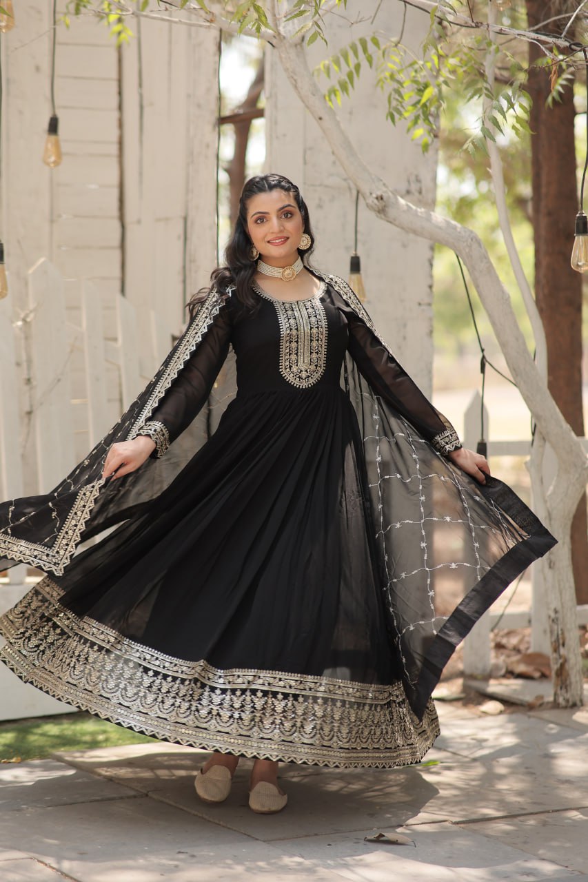 pilaki's GOWN-WITH-DUPATTA COLLECTIONS LW-9179