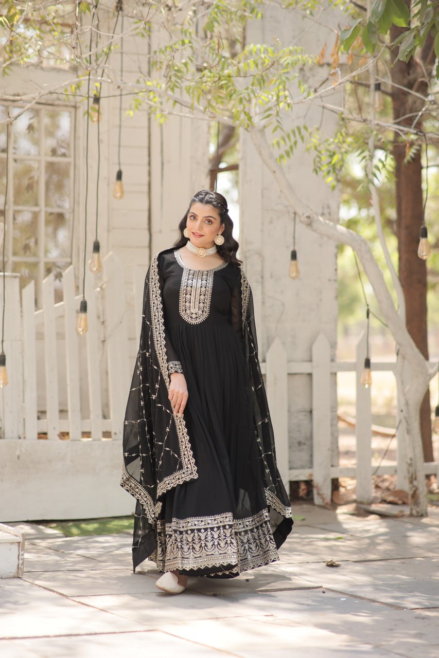 pilaki's GOWN-WITH-DUPATTA COLLECTIONS LW-9179